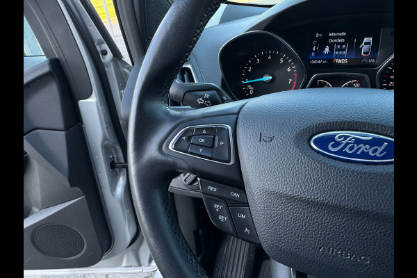 Ford Kuga 1.5 EcoBoost ST Line TREKHAAK / CAMERA / STOELVERW. / CARPLAY / CRUISE / WINTERPACK / 4-WHEELDRIVE / ECC / PDC /4-SEIZBA