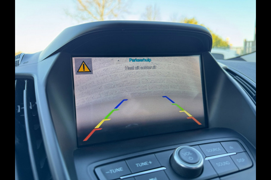 Ford Kuga 1.5 EcoBoost ST Line TREKHAAK / CAMERA / STOELVERW. / CARPLAY / CRUISE / WINTERPACK / 4-WHEELDRIVE / ECC / PDC /4-SEIZBA