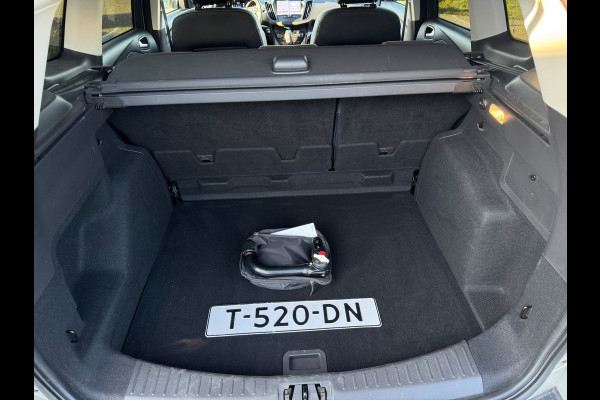 Ford Kuga 1.5 EcoBoost ST Line TREKHAAK / CAMERA / STOELVERW. / CARPLAY / CRUISE / WINTERPACK / 4-WHEELDRIVE / ECC / PDC /4-SEIZBA