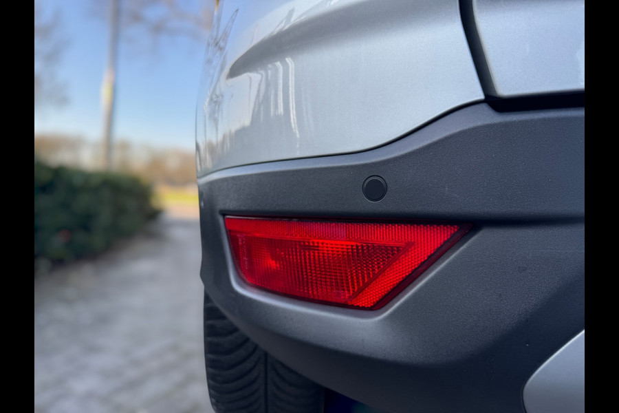 Ford Kuga 1.5 EcoBoost ST Line TREKHAAK / CAMERA / STOELVERW. / CARPLAY / CRUISE / WINTERPACK / 4-WHEELDRIVE / ECC / PDC /4-SEIZBA