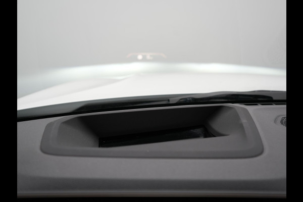 BMW 3 Serie Touring 320e M Sport FACELIFT Plug In Hybrid 204pk Dealer O.H PHEV | Trekhaak Af Fabriek | Adapive Cruise | Widescreen Navi | Head Up | Alcantara Sportstoelen Verwarmd | Camera & Parkassist | Apple Carplay |