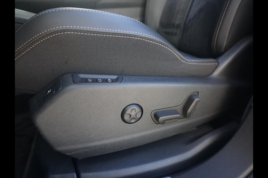 Peugeot 3008 1.2 PureTech Blue Lease GT Panoramadak