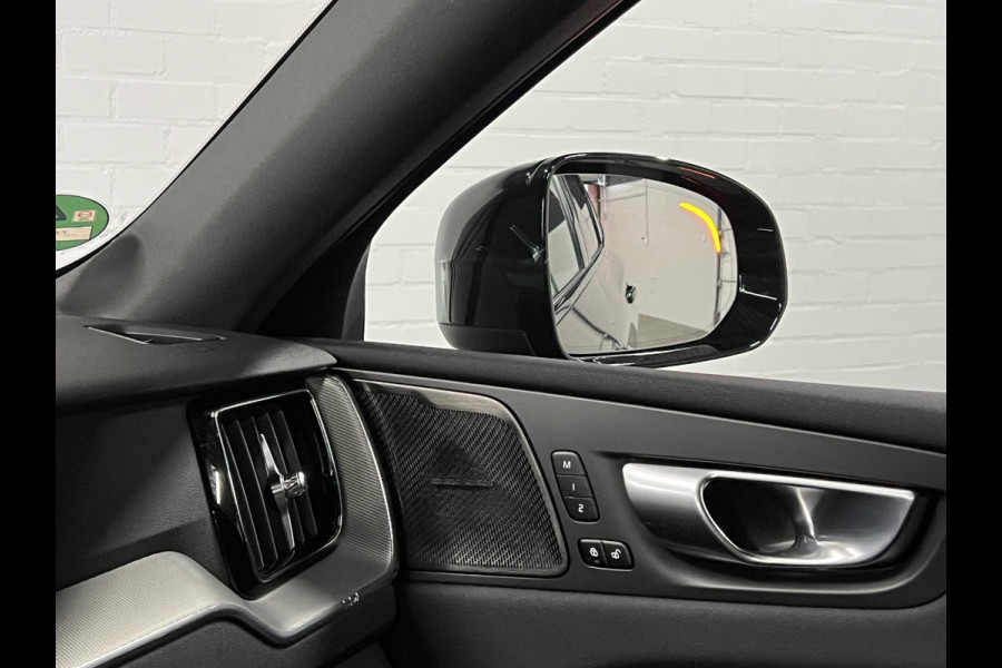 Volvo XC60 2.0 T6 Plug-in hybrid AWD Plus Dark Trekhaak | Open dak | Adapt. Cruise | Harman Kardon | Stoel-/stuurverwarming | Memory | Leder | Carplay