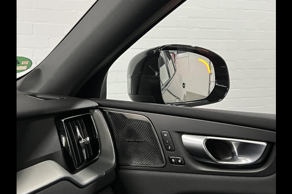Volvo XC60 2.0 T6 Plug-in hybrid AWD Plus Dark Trekhaak | Open dak | Adapt. Cruise | Harman Kardon | Stoel-/stuurverwarming | Memory | Leder | Carplay
