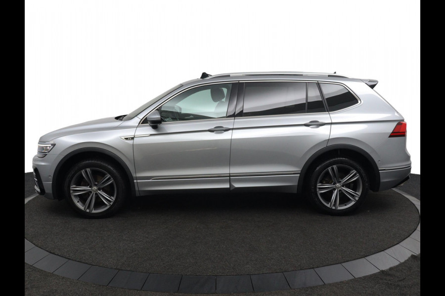 Volkswagen Tiguan Allspace 1.5 TSI R-LINE*AUTOM*PANO*NAVI*HAAK*CAM*CARPLAY