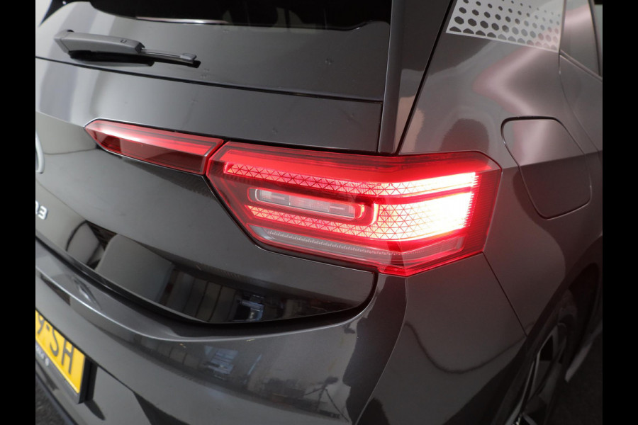 Volkswagen ID.3 First Plus 58 kWh 204pk | SoH 93% | 19'LMvelgen| verwarmd stuur en voorstoelen | Camera|