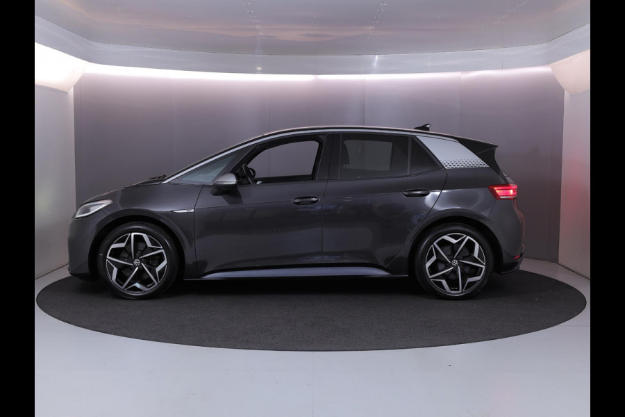 Volkswagen ID.3 First Plus 58 kWh 204pk | SoH 93% | 19'LMvelgen| verwarmd stuur en voorstoelen | Camera|
