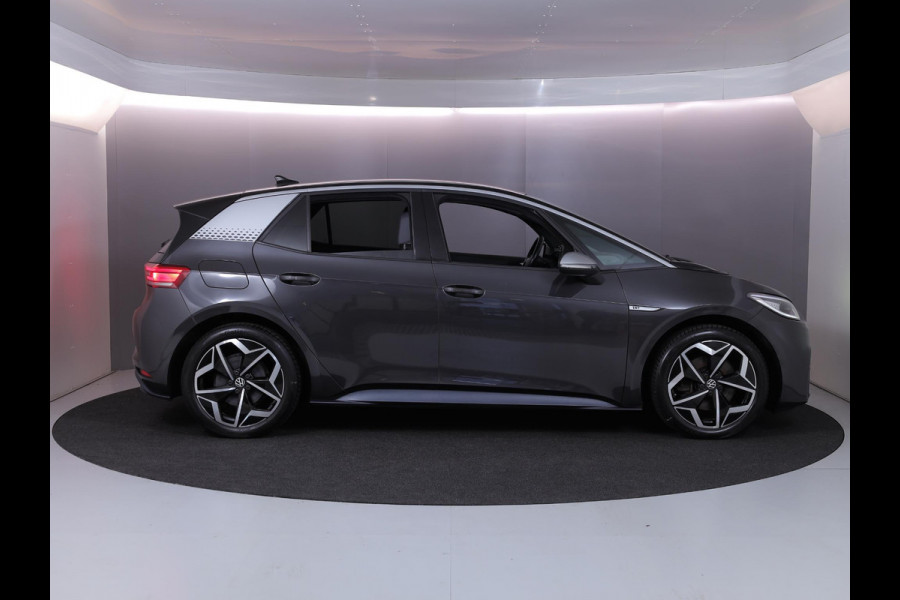 Volkswagen ID.3 First Plus 58 kWh 204pk | SoH 93% | 19'LMvelgen| verwarmd stuur en voorstoelen | Camera|
