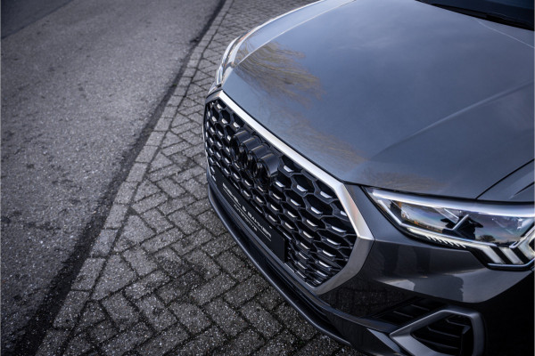 Audi Q3 Sportback 45 TFSI e S Edition - 20inch - SONOS - Leder - Keyless - Memory Camera ** Sfeerverlichting