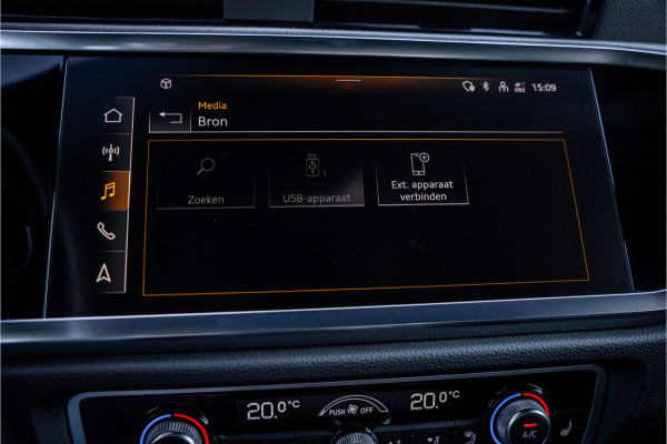 Audi Q3 Sportback 45 TFSI e S Edition - 20inch - SONOS - Leder - Keyless - Memory Camera ** Sfeerverlichting