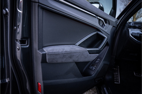 Audi Q3 Sportback 45 TFSI e S Edition - 20inch - SONOS - Leder - Keyless - Memory Camera ** Sfeerverlichting