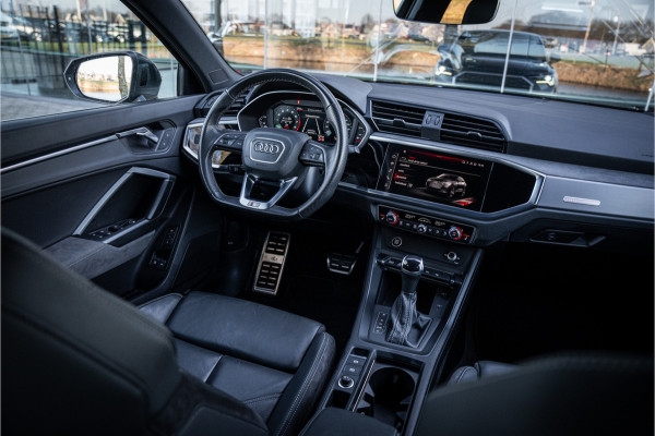 Audi Q3 Sportback 45 TFSI e S Edition - 20inch - SONOS - Leder - Keyless - Memory Camera ** Sfeerverlichting