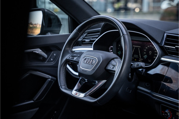 Audi Q3 Sportback 45 TFSI e S Edition - 20inch - SONOS - Leder - Keyless - Memory Camera ** Sfeerverlichting