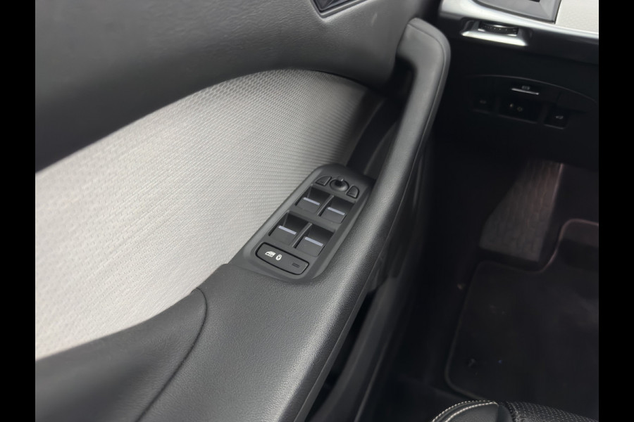 Jaguar I-PACE EV400 HSE 90 kWh AWD (INCL-BTW) *PANO | LEATHER | FULL-LED | MERIDIAN-AUDIO | TOPVIEW | MEMORY-PACK | BLINDSPOT | DIGI-COCKPIT | KEYLESS | DAB+ | NAVI-FULLMAP | ECC | HEATED-COMFORTSEATS | PDC | CCS-FASTLOADER |