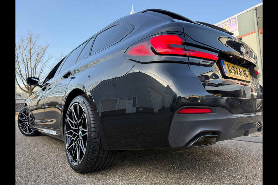 BMW 5 Serie Touring 530i HYBRID 2021 HIGH-EXE M-EDITION PANO LEDER NAP LUXE