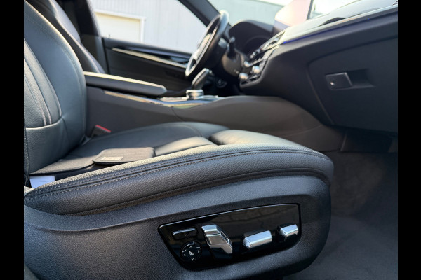 BMW 5 Serie Touring 530i HYBRID 2021 HIGH-EXE M-EDITION PANO LEDER NAP LUXE