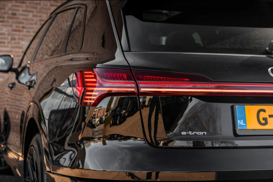 Audi e-tron 50 Quattro Launch Black Edition S-Line Adaptive Pano Luchtvering 22''