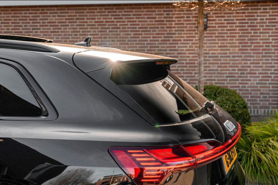 Audi e-tron 50 Quattro Launch Black Edition S-Line Adaptive Pano Luchtvering 22''