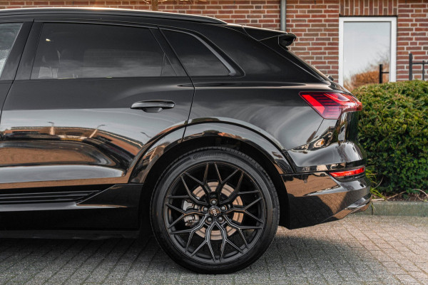 Audi e-tron 50 Quattro Launch Black Edition S-Line Adaptive Pano Luchtvering 22''