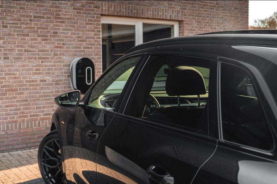 Audi e-tron 50 Quattro Launch Black Edition S-Line Adaptive Pano Luchtvering 22''