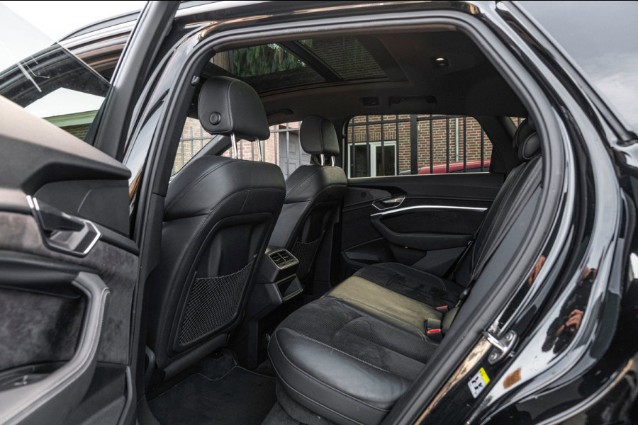 Audi e-tron 50 Quattro Launch Black Edition S-Line Adaptive Pano Luchtvering 22''