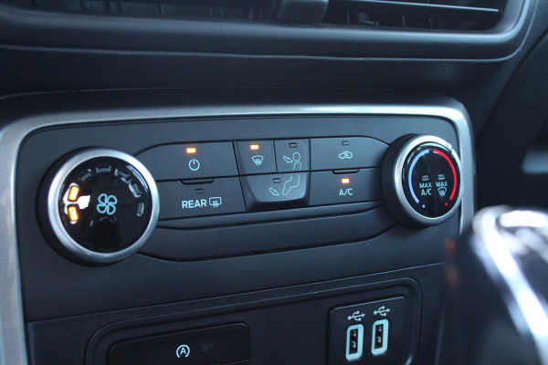 Ford EcoSport 1.0 EcoBoost Trend Ultimate | Trekhaak | Zeer Netjes! | Camera | Airco | Cruise Control |