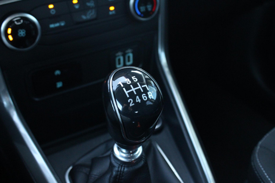 Ford EcoSport 1.0 EcoBoost Trend Ultimate | Trekhaak | Zeer Netjes! | Camera | Airco | Cruise Control |