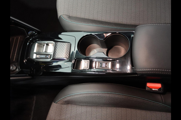 Peugeot 208 1.2 PureTech 100pk Automaat Allure Pack | Navigatie | Navigatie | Apple Carplay/Android Auto | Camera | Parkeersensor achter | Cruise Control | Virtual Cockpit | Climate Control | Getinte ramen