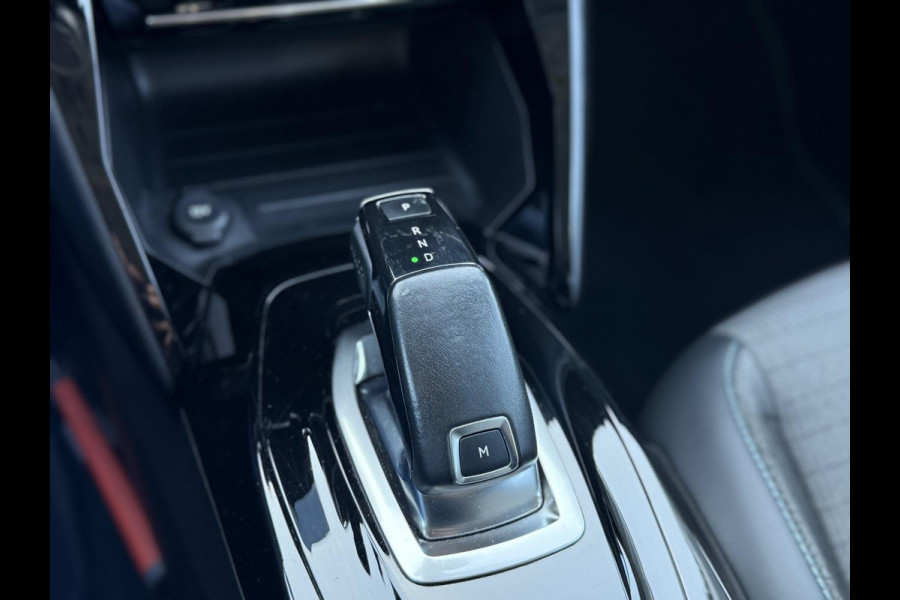 Peugeot 208 1.2 PureTech Allure 2e Eigenaar|Adap-cruise|Clima|Camera|Trekhaak|Carplay|PDC V+A|N.A.P|APK tot 07-2026