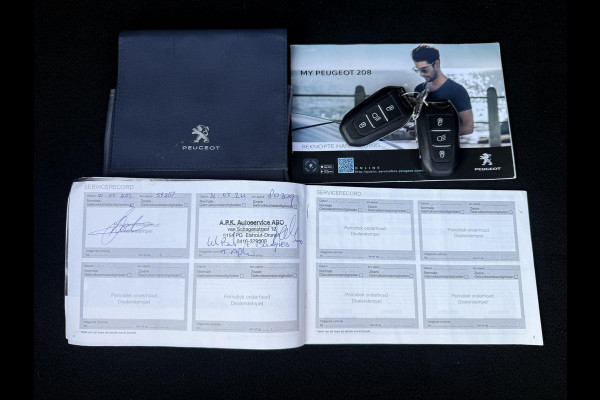 Peugeot 208 1.2 PureTech Allure 2e Eigenaar|Adap-cruise|Clima|Camera|Trekhaak|Carplay|PDC V+A|N.A.P|APK tot 07-2026