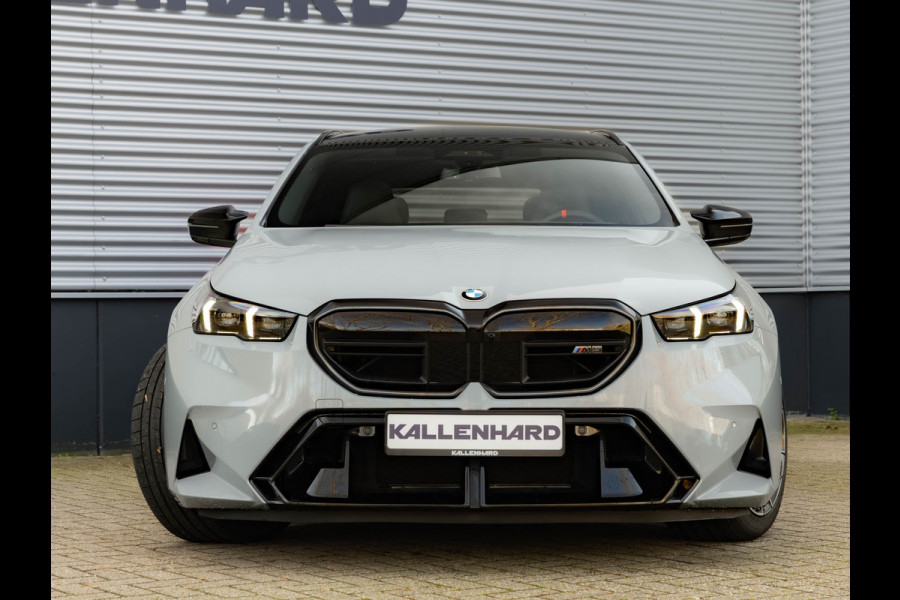 BMW 5 Serie Touring M5 - Pano - Bowers & Wilkins - Trekhaak - Stoelventilatie