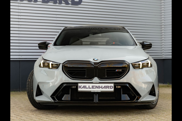 BMW 5 Serie Touring M5 - Pano - Bowers & Wilkins - Trekhaak - Stoelventilatie