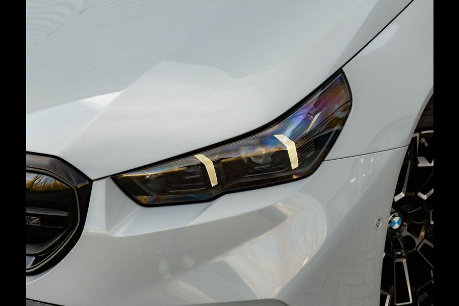 BMW 5 Serie Touring M5 - Pano - Bowers & Wilkins - Trekhaak - Stoelventilatie