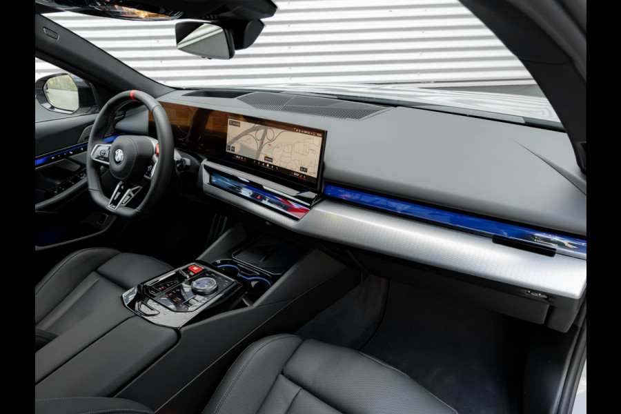 BMW 5 Serie Touring M5 - Pano - Bowers & Wilkins - Trekhaak - Stoelventilatie
