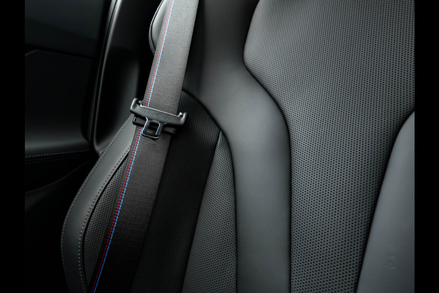 BMW 5 Serie Touring M5 - Pano - Bowers & Wilkins - Trekhaak - Stoelventilatie