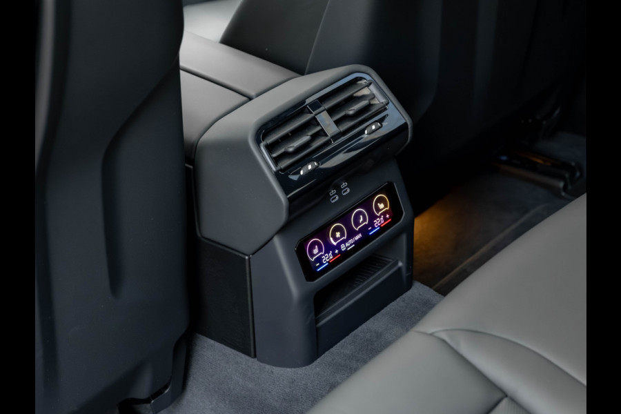 BMW 5 Serie Touring M5 - Pano - Bowers & Wilkins - Trekhaak - Stoelventilatie