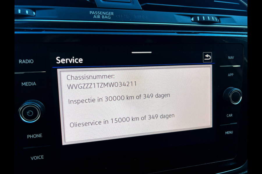 Volkswagen Touran 1.5 TSI Highline 7p Carplay__Clima_17''LMV