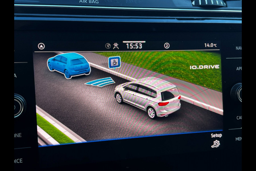 Volkswagen Touran 1.5 TSI Highline 7p Carplay__Clima_17''LMV