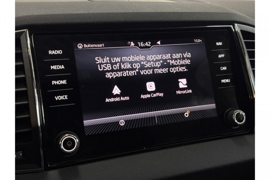 Škoda Karoq 1.5 TSI ACT Business Edition PANORAMADAK/WEGKLAPBARE TREKHAAK/STEEL GREY!