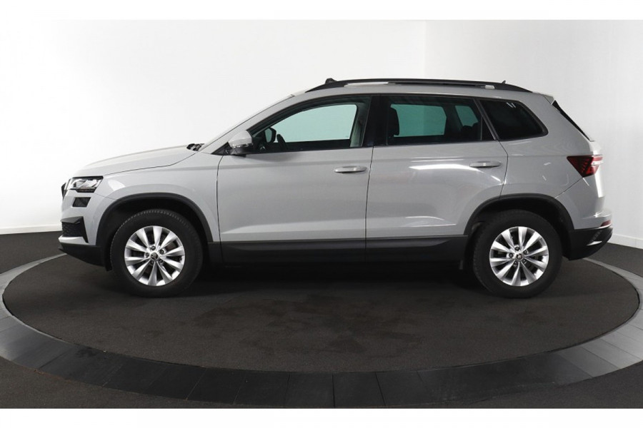 Škoda Karoq 1.5 TSI ACT Business Edition PANORAMADAK/WEGKLAPBARE TREKHAAK/STEEL GREY!