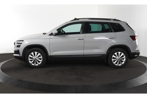 Škoda Karoq 1.5 TSI ACT Business Edition PANORAMADAK/WEGKLAPBARE TREKHAAK/STEEL GREY!