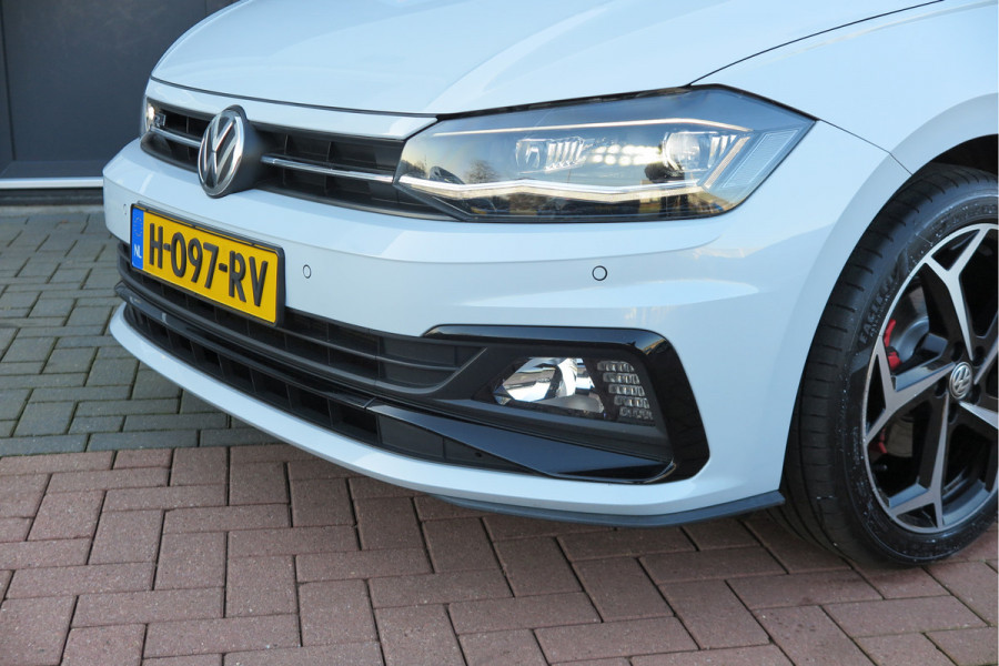 Volkswagen Polo 1.5 TSI 150pk DSG 3x R-line Highline Led , Panorama schuifdak, Virtual cockpit , Stoelverwarming , PDC, DAB+, Carplay, Achteruitrijcamera , LMV , etc.   (nieuwe APK)