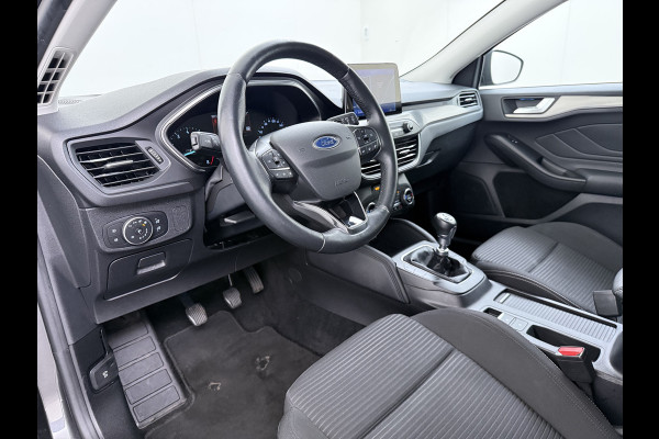 Ford FOCUS Wagon 1.0T 126PK Trekhaak Navi Dual-Ecc Apple Carplay Android Auto Stoel+Voorruitverwarming Cruise Control Pdc Titanium Business Lmv Led Privacy Glas Lane Assist TCS Keyless Licht-/Regensensor 1e Eigenaar Origineel Nederlandse Auto Dealeronderhouden