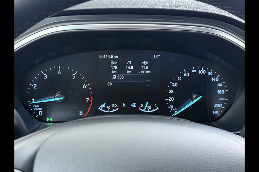 Ford FOCUS Wagon 1.0T 126PK Trekhaak Navi Dual-Ecc Apple Carplay Android Auto Stoel+Voorruitverwarming Cruise Control Pdc Titanium Business Lmv Led Privacy Glas Lane Assist TCS Keyless Licht-/Regensensor 1e Eigenaar Origineel Nederlandse Auto Dealeronderhouden