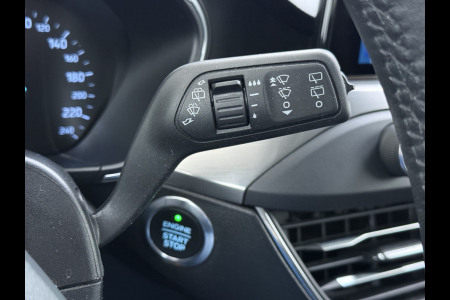 Ford FOCUS Wagon 1.0T 126PK Trekhaak Navi Dual-Ecc Apple Carplay Android Auto Stoel+Voorruitverwarming Cruise Control Pdc Titanium Business Lmv Led Privacy Glas Lane Assist TCS Keyless Licht-/Regensensor 1e Eigenaar Origineel Nederlandse Auto Dealeronderhouden