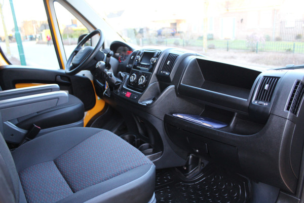 Peugeot Boxer 335 2.0 BlueHDI 130PK Euro6 L2H2 Premium -- werkplaats inrichting --