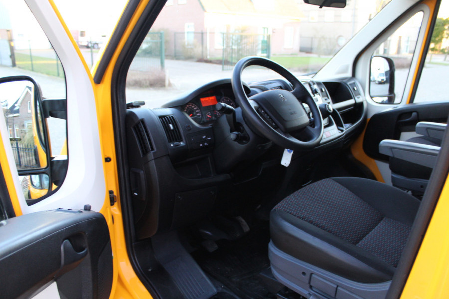 Peugeot Boxer 335 2.0 BlueHDI 130PK Euro6 L2H2 Premium -- werkplaats inrichting --