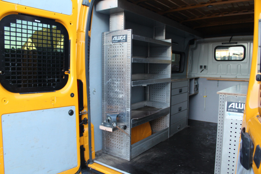 Peugeot Boxer 335 2.0 BlueHDI 130PK Euro6 L2H2 Premium -- werkplaats inrichting --