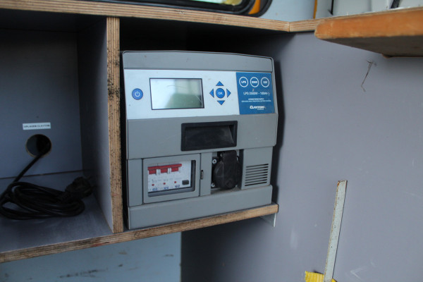 Peugeot Boxer 335 2.0 BlueHDI 130PK Euro6 L2H2 Premium -- werkplaats inrichting --