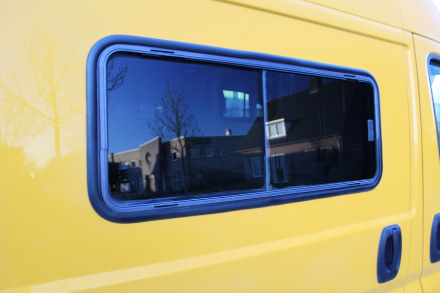 Peugeot Boxer 335 2.0 BlueHDI 130PK Euro6 L2H2 Premium -- werkplaats inrichting --